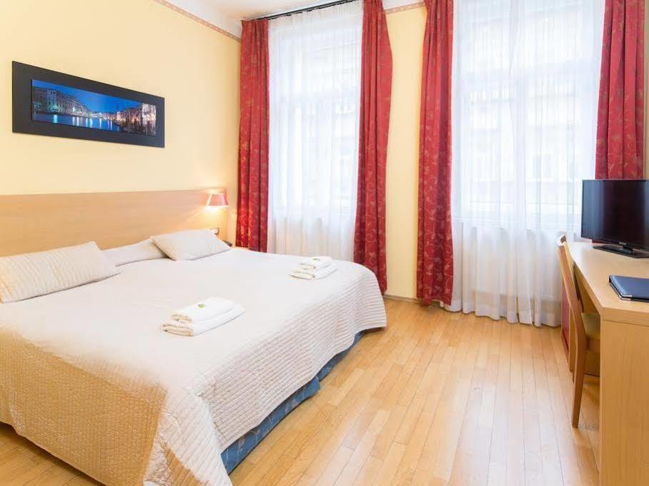 Lounge Hotel